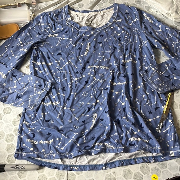 Secret Treasures Small Astrology Starry Night Long Sleeve Pajama Shirt - Picture 1 of 5